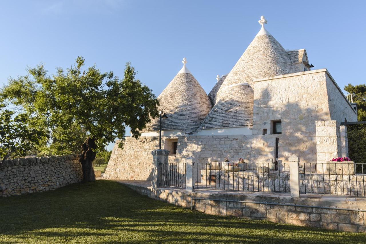 Trulli Angela Apartment Locorotondo Bagian luar foto